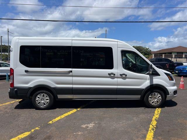 2024 Ford Transit Passenger Wagon T-350 148" Med Roof XLT RWD
