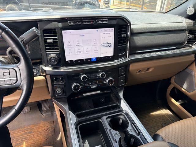 2024 Ford Super Duty F-250 SRW LARIAT 4WD Crew Cab 6.75' Box