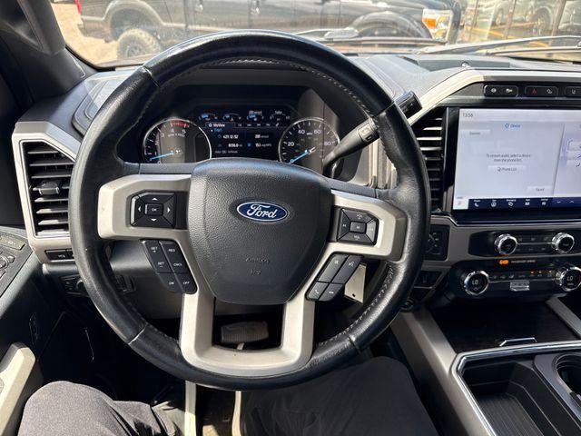 2022 Ford Super Duty F-250 SRW LARIAT 4WD Crew Cab 6.75' Box