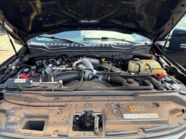 2022 Ford Super Duty F-250 SRW LARIAT 4WD Crew Cab 6.75' Box