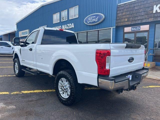 2017 Ford Super Duty F-350 SRW XL 4WD Reg Cab 8' Box