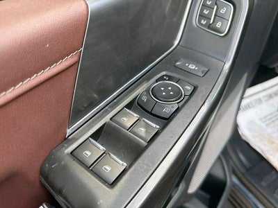 2022 Ford F-150 LARIAT 4WD SuperCrew 5.5' Box