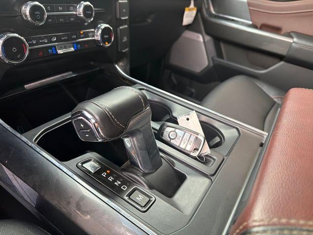 2022 Ford F-150 LARIAT 4WD SuperCrew 5.5' Box