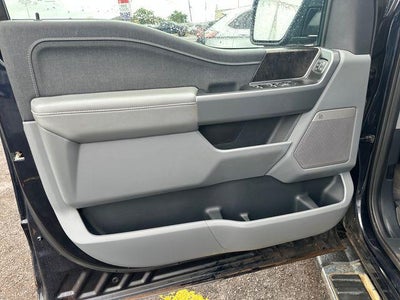 2022 Ford F-150 LARIAT 4WD SuperCrew 5.5' Box