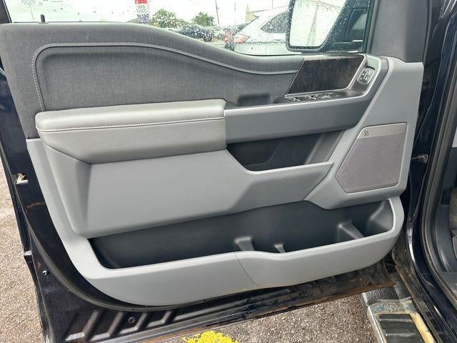 2022 Ford F-150 LARIAT 4WD SuperCrew 5.5' Box