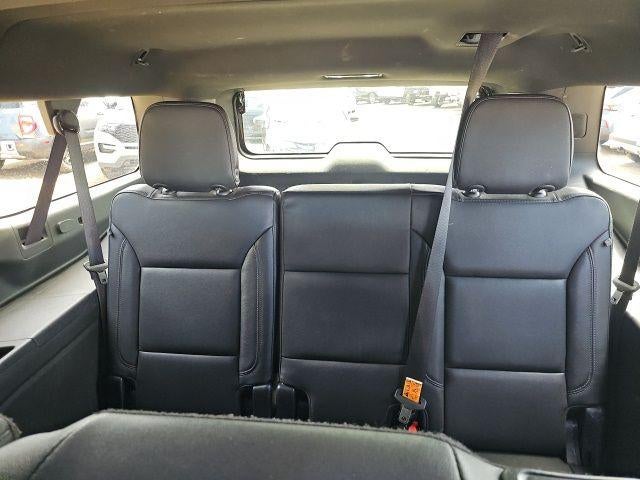 2022 Chevrolet Suburban 4WD LT