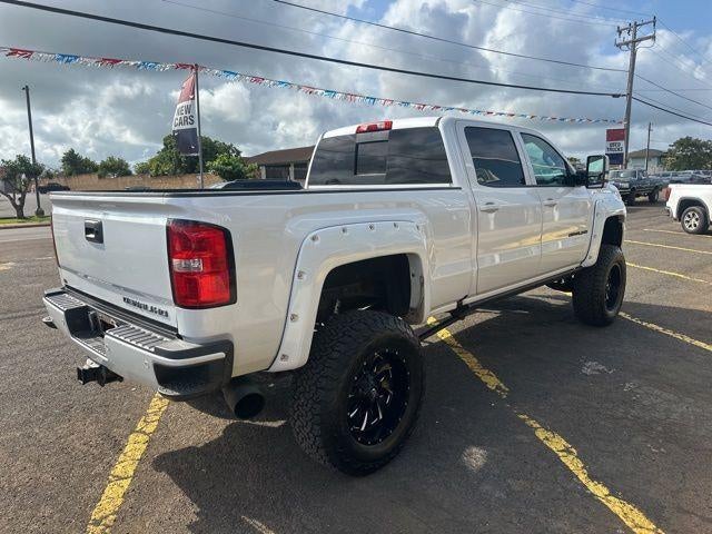2018 GMC Sierra 2500 HD Crew Cab Standard Box 4-Wheel Drive Denali