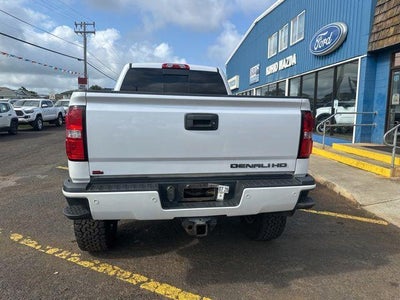 2018 GMC Sierra 2500 HD Crew Cab Standard Box 4-Wheel Drive Denali