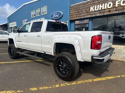 2018 GMC Sierra 2500 HD Crew Cab Standard Box 4-Wheel Drive Denali