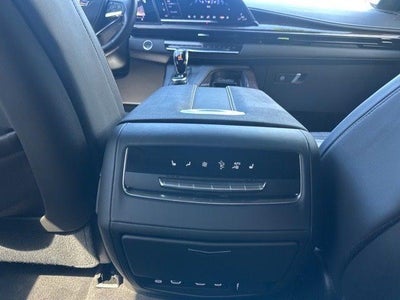 2024 Cadillac Escalade ESV 4WD Sport Platinum