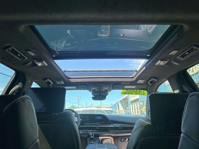 2024 Cadillac Escalade ESV 4WD Sport Platinum