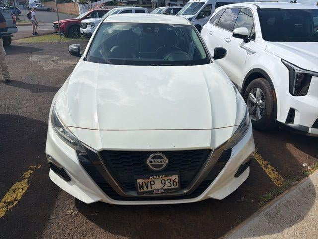2021 Nissan Altima 2.5 SR Sedan