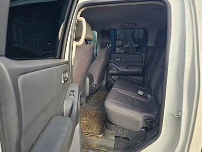 2024 Nissan Frontier Crew Cab 4x4 SV