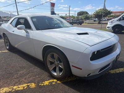 2019 Dodge Challenger SXT RWD