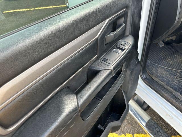 2022 RAM 3500 Chassis Cab Tradesman 4WD Reg Cab 84" CA 167.5" WB