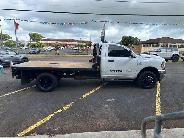 2022 RAM 3500 Chassis Cab Tradesman 4WD Reg Cab 84" CA 167.5" WB