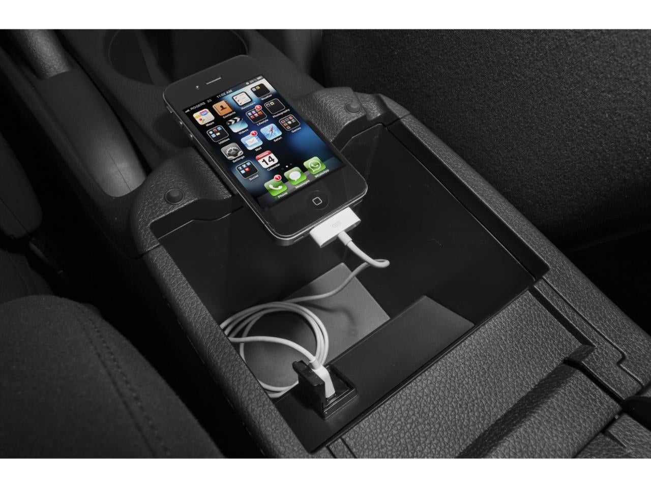 2015 Nissan Sentra 4dr Sdn I4 CVT SR