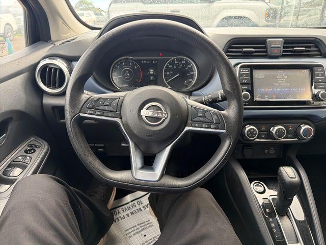2023 Nissan Versa SV CVT