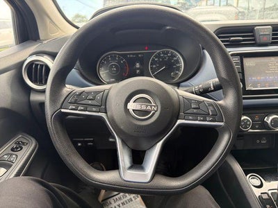 2023 Nissan Versa SV CVT
