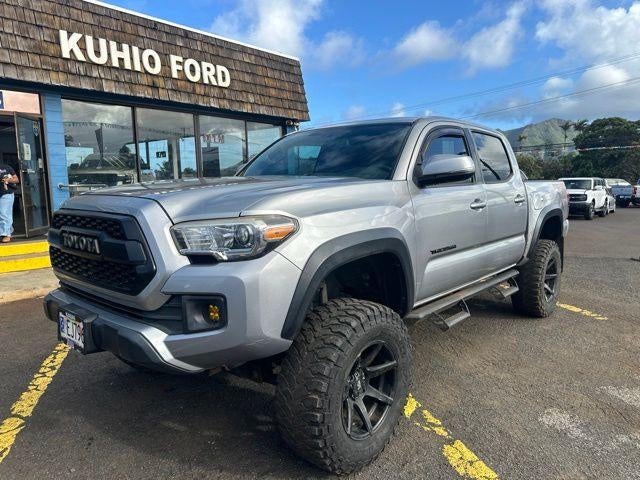 2017 Toyota Tacoma SR5 Double Cab 5' Bed V6 4x4 AT (GS)