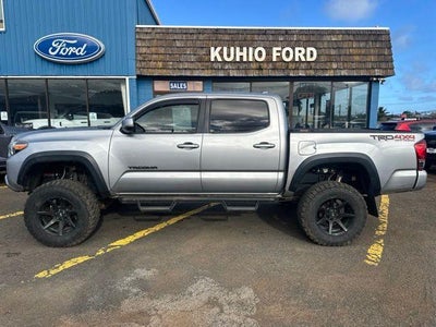 2017 Toyota Tacoma SR5 Double Cab 5' Bed V6 4x4 AT (GS)