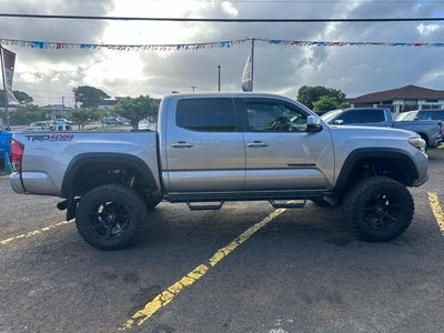 2017 Toyota Tacoma SR5 Double Cab 5' Bed V6 4x4 AT (GS)