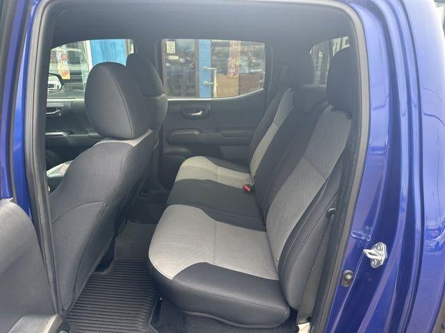 2022 Toyota Tacoma 4WD 4WD SR Double Cab 5' Bed V6 AT (GS)