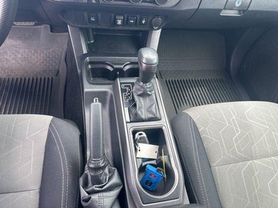 2022 Toyota Tacoma 4WD 4WD SR Double Cab 5' Bed V6 AT (GS)