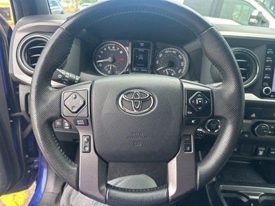 2022 Toyota Tacoma 4WD 4WD SR Double Cab 5' Bed V6 AT (GS)