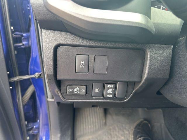 2022 Toyota Tacoma 4WD 4WD SR Double Cab 5' Bed V6 AT (GS)