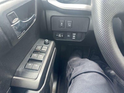 2023 Toyota Tacoma 4WD 4WD SR Double Cab 5' Bed V6 AT (GS)