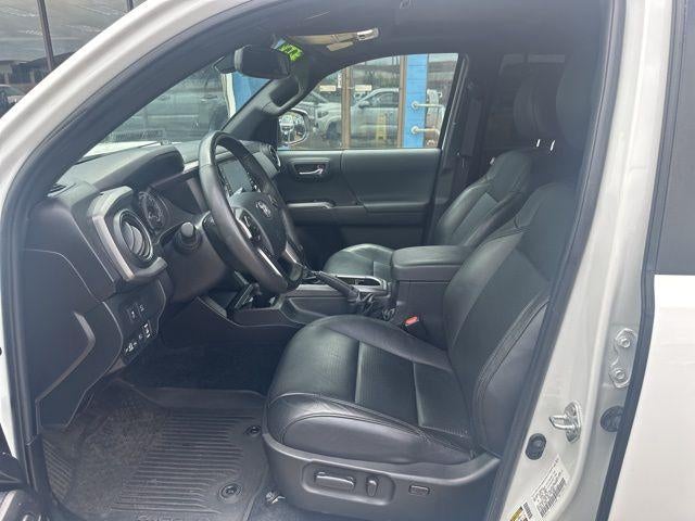 2023 Toyota Tacoma 4WD 4WD SR Double Cab 5' Bed V6 AT (GS)