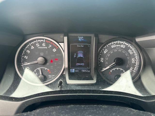 2023 Toyota Tacoma 4WD 4WD SR Double Cab 5' Bed V6 AT (GS)