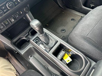 2023 Toyota Tacoma 4WD 4WD SR Double Cab 5' Bed V6 AT (GS)