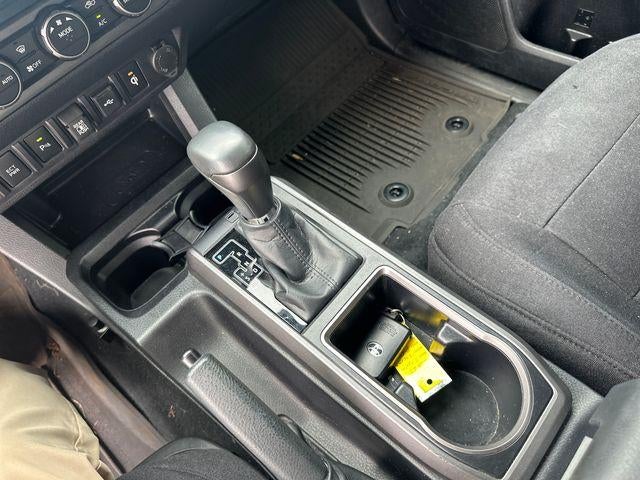 2023 Toyota Tacoma 4WD 4WD SR Double Cab 5' Bed V6 AT (GS)