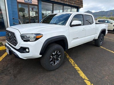 2023 Toyota Tacoma 4WD 4WD SR5 Double Cab 6' Bed V6 AT (Natl)