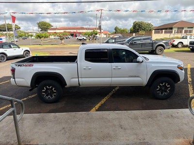 2023 Toyota Tacoma 4WD 4WD SR5 Double Cab 6' Bed V6 AT (Natl)