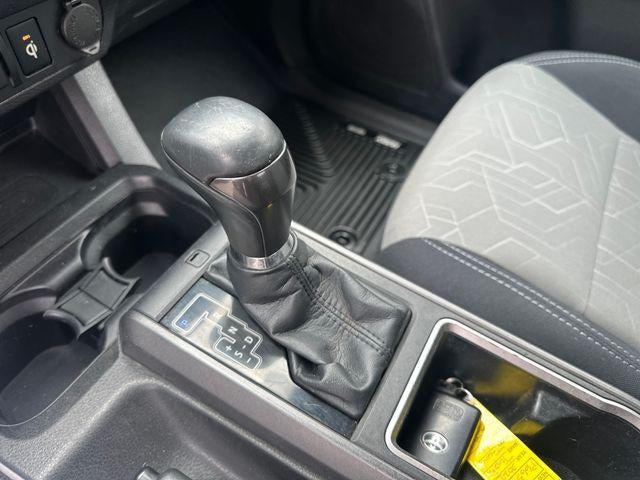 2022 Toyota Tacoma 4WD 4WD SR Access Cab 6' Bed V6 AT (SE)