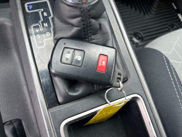 2022 Toyota Tacoma 4WD 4WD SR Access Cab 6' Bed V6 AT (SE)