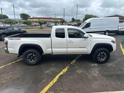 2022 Toyota Tacoma 4WD 4WD SR Access Cab 6' Bed V6 AT (SE)