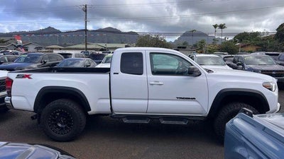 2023 Toyota Tacoma 4WD 4WD SR Access Cab 6' Bed V6 AT (SE)