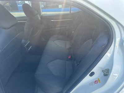 2019 Toyota Camry LE Auto (SE)