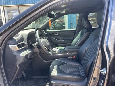 2022 Toyota Highlander XSE FWD (Natl)