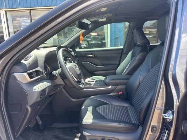 2022 Toyota Highlander XSE FWD (Natl)