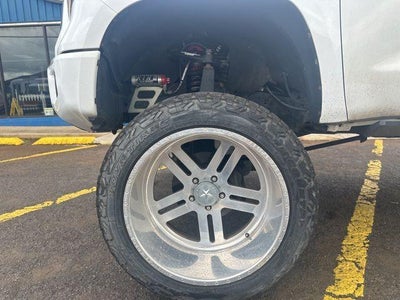 2017 Toyota Tundra 4WD 4WD SR5 CrewMax 5.5' Bed 5.7L (SE)