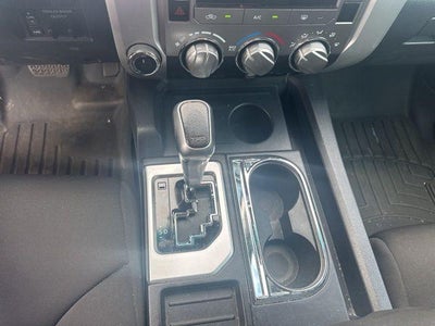 2017 Toyota Tundra 4WD 4WD SR5 CrewMax 5.5' Bed 5.7L (SE)