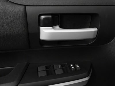 2017 Toyota Tundra 4WD 4WD SR5 CrewMax 5.5' Bed 5.7L (SE)