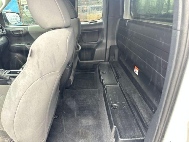 2020 Toyota Tacoma 2WD 2WD SR Access Cab 6' Bed I4 AT (GS)