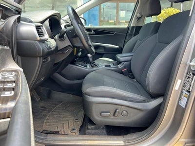 2019 Kia Sorento LX V6 FWD