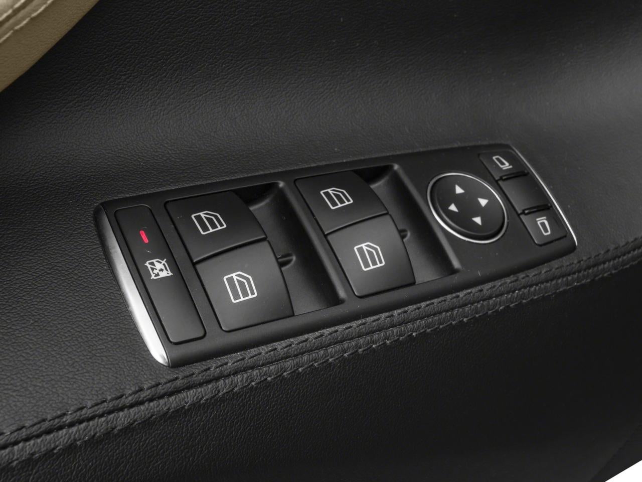 2016 Tesla Model S 4dr Sdn RWD 70 kWh Battery